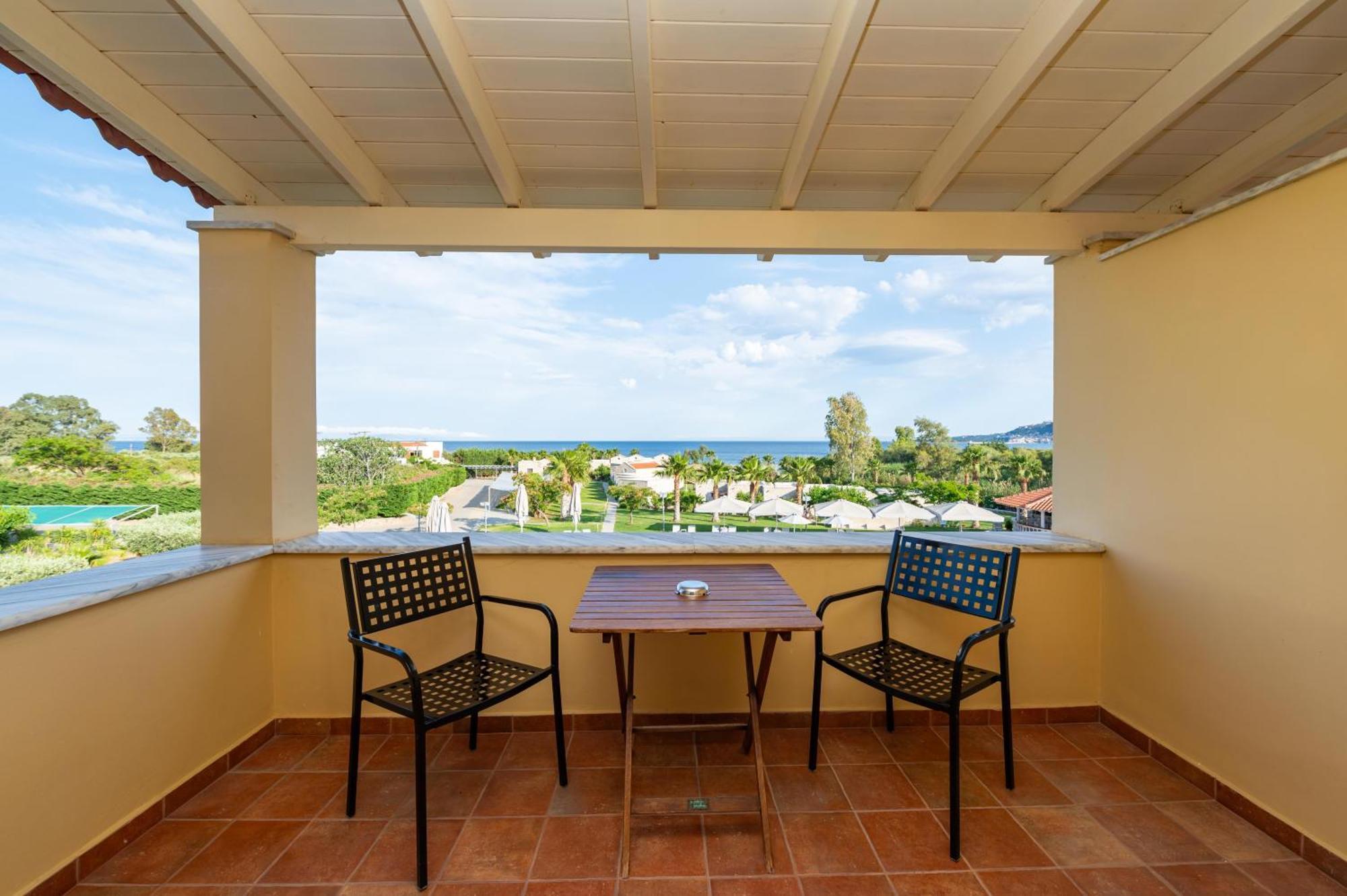 Aktaion Resort Gíthio Kültér fotó