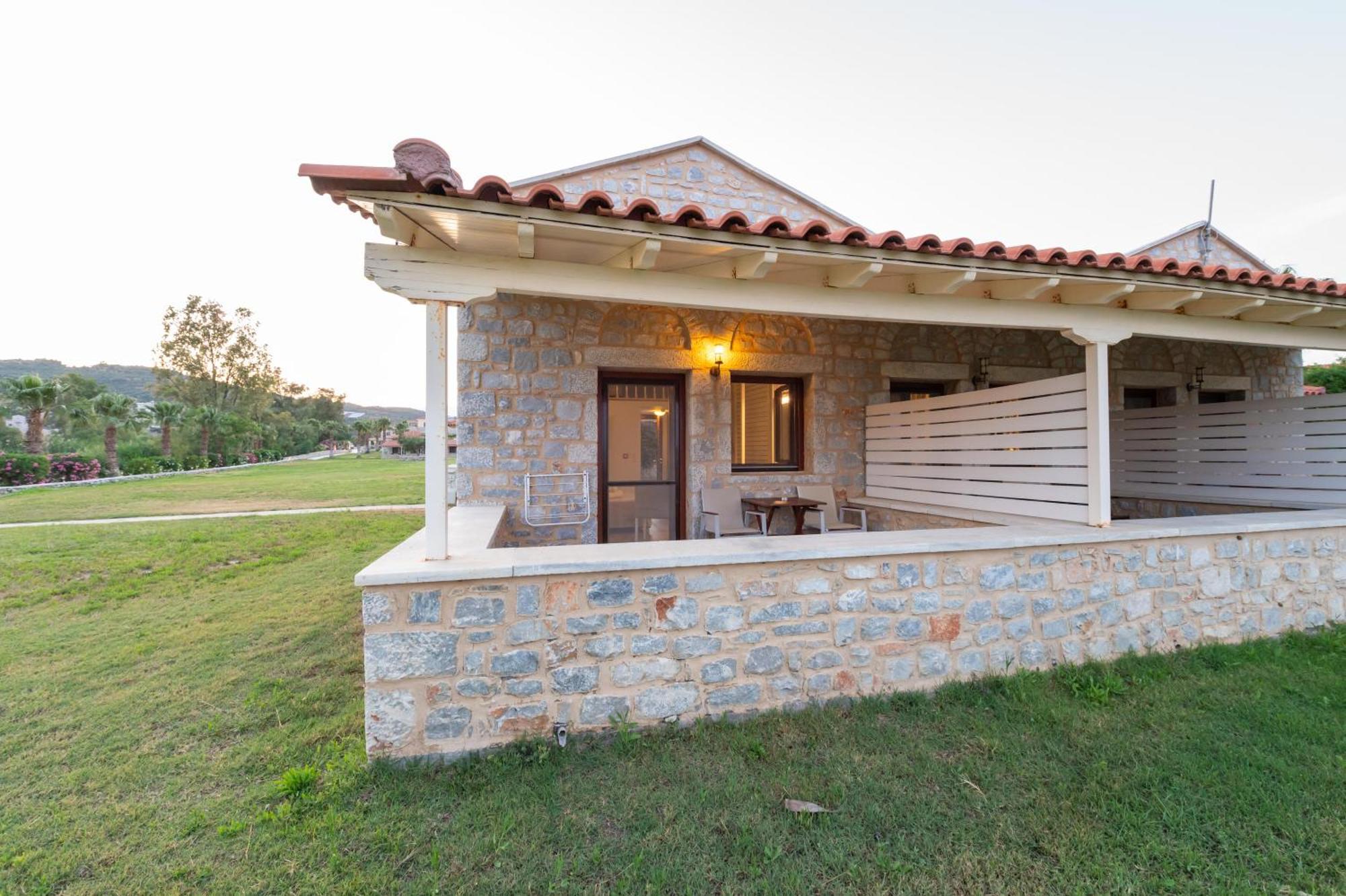 Aktaion Resort Gíthio Kültér fotó