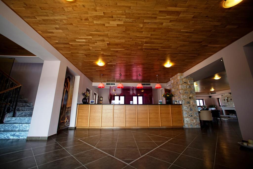 Aktaion Resort Gíthio Kültér fotó